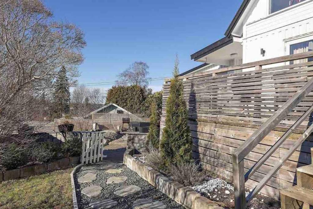 גטבורג Mysigt Hus Med Natur & Jacuzzi I Olofstorp מראה חיצוני תמונה