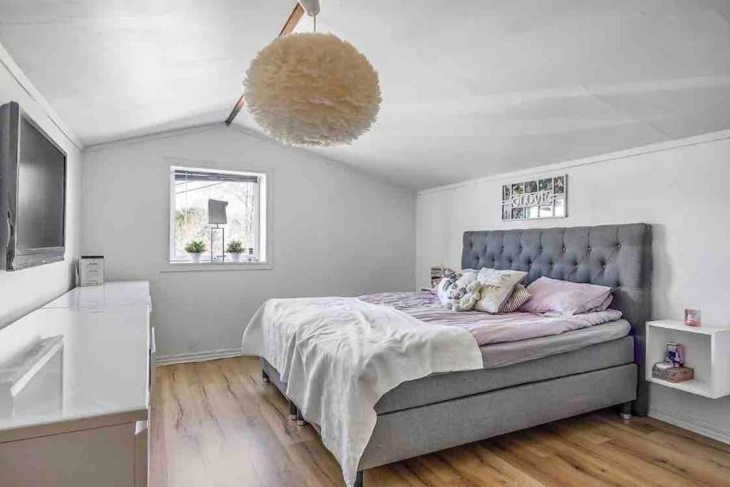 גטבורג Mysigt Hus Med Natur & Jacuzzi I Olofstorp מראה חיצוני תמונה